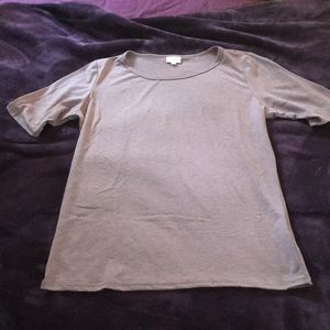 NWOT Lularoe Gigi Top